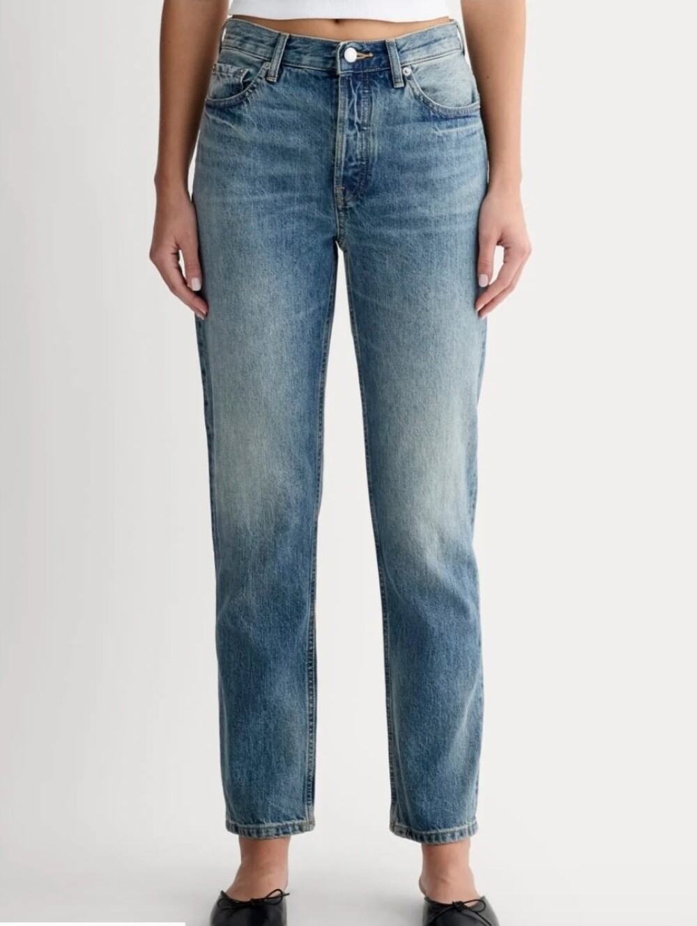 Everlane Womens 100% organic cotton curvy 90's cheeky straight jean size 31 crop